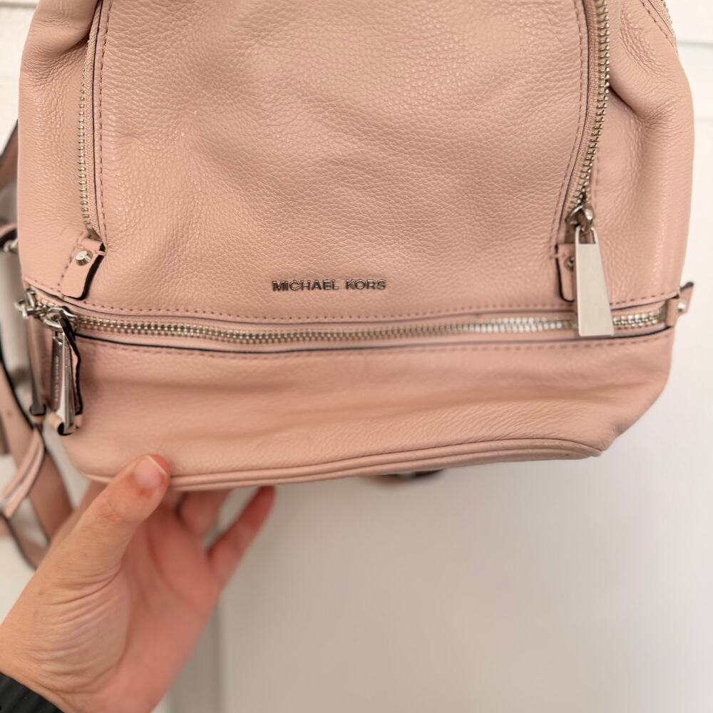 MICHAEL KORS RHEA PINK BACKPACK - Picture 3 of 5